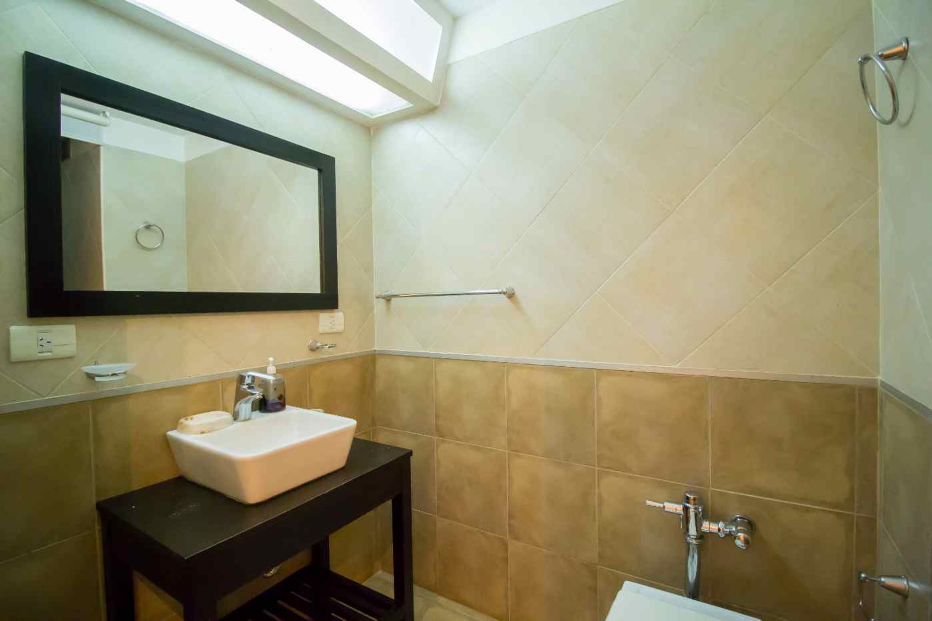 Venta Dpto 4 amb Martinez c/dependencia y balcon
