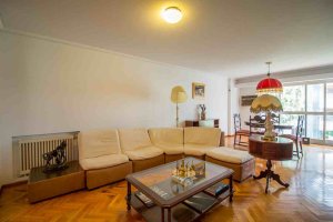 4-room Apartment for Sale in Martinez with annex and balcony