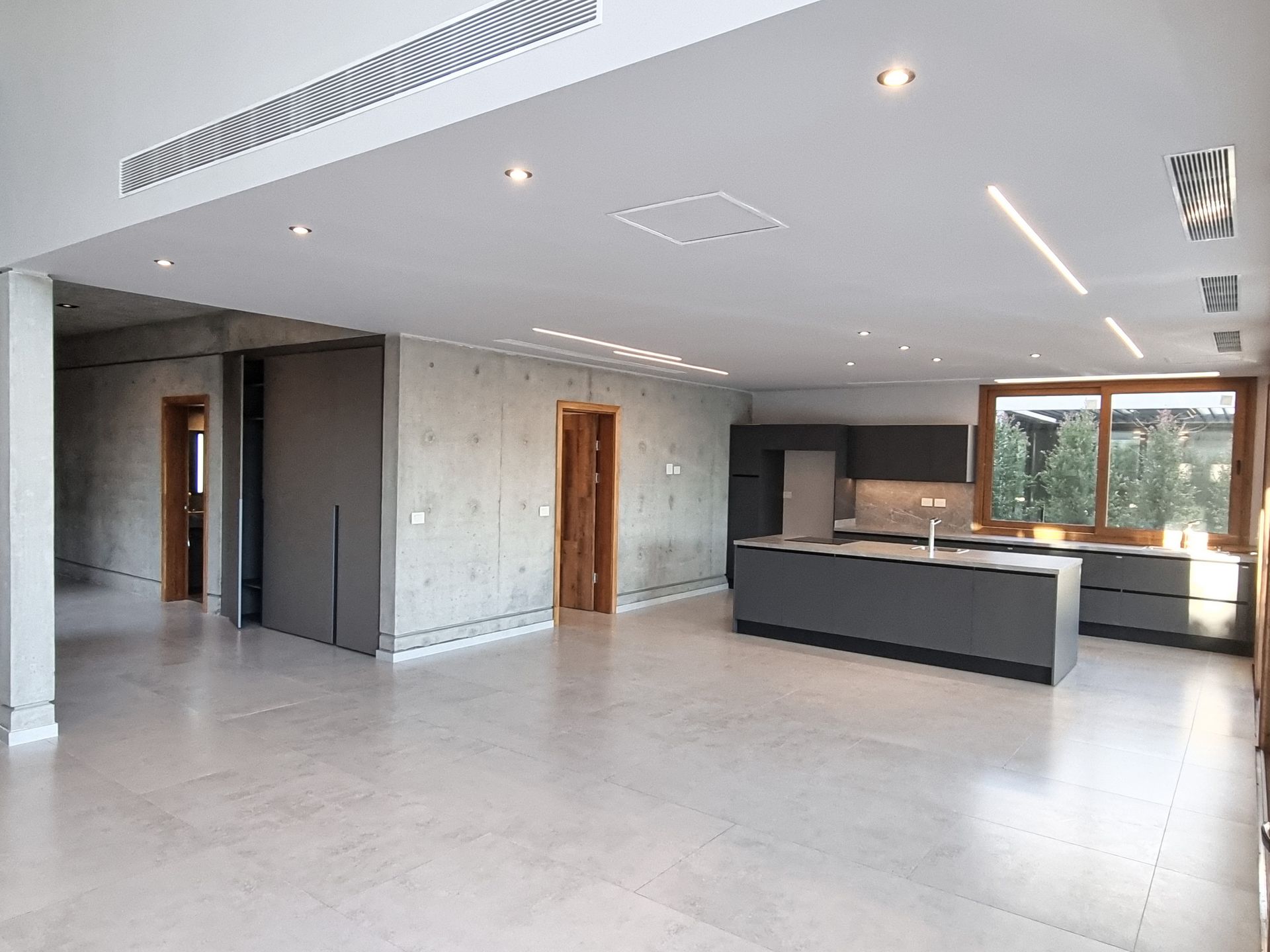 Venta Casa Moderna 6 Ambientes. Yacht, Nordelta