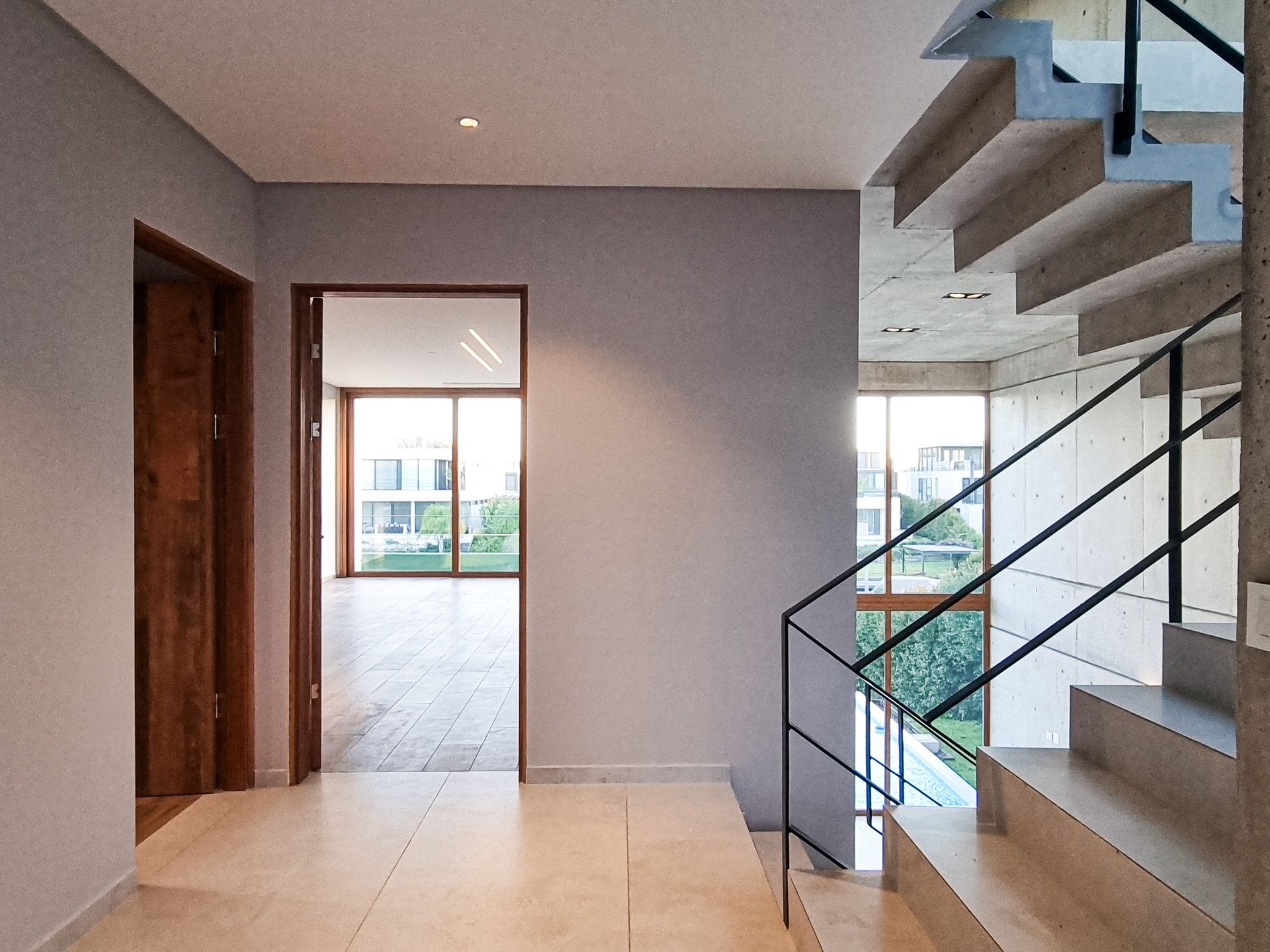 Venta Casa Moderna 6 Ambientes. Yacht, Nordelta