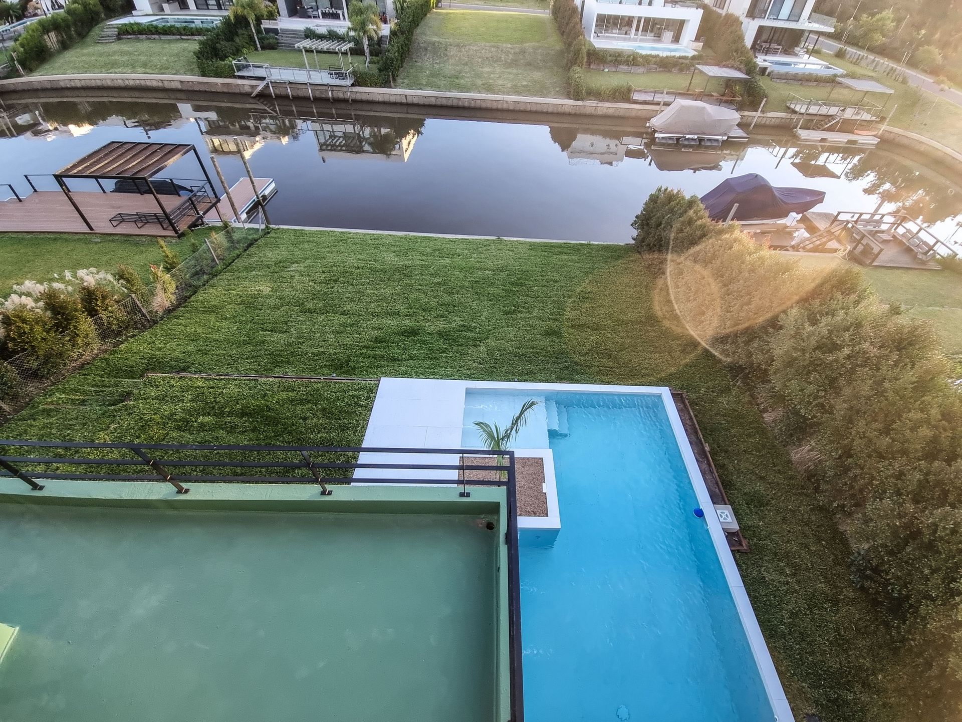 Venta Casa Moderna 6 Ambientes. Yacht, Nordelta