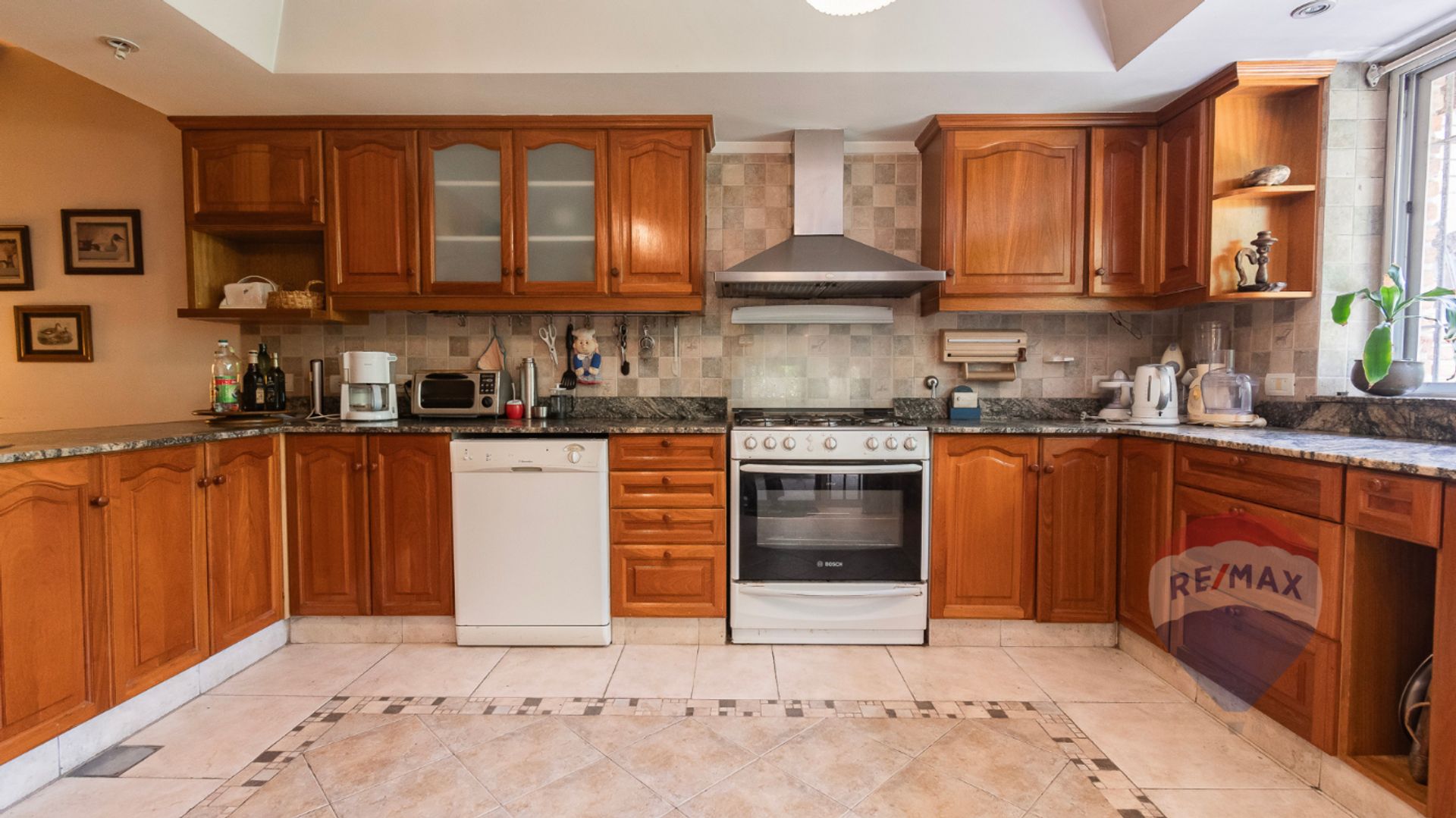 Casa en venta 6 amb jardin, pileta, Florida Mitre