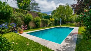 House for sale, 6 rooms, garden, pool, Florida Mitre