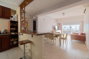 4-room apartment for sale in Florida, with garage, credit available