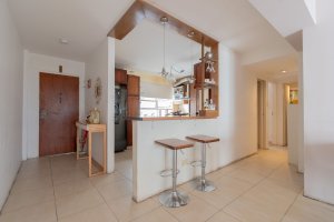 4-room apartment for sale in Florida, with garage, credit available