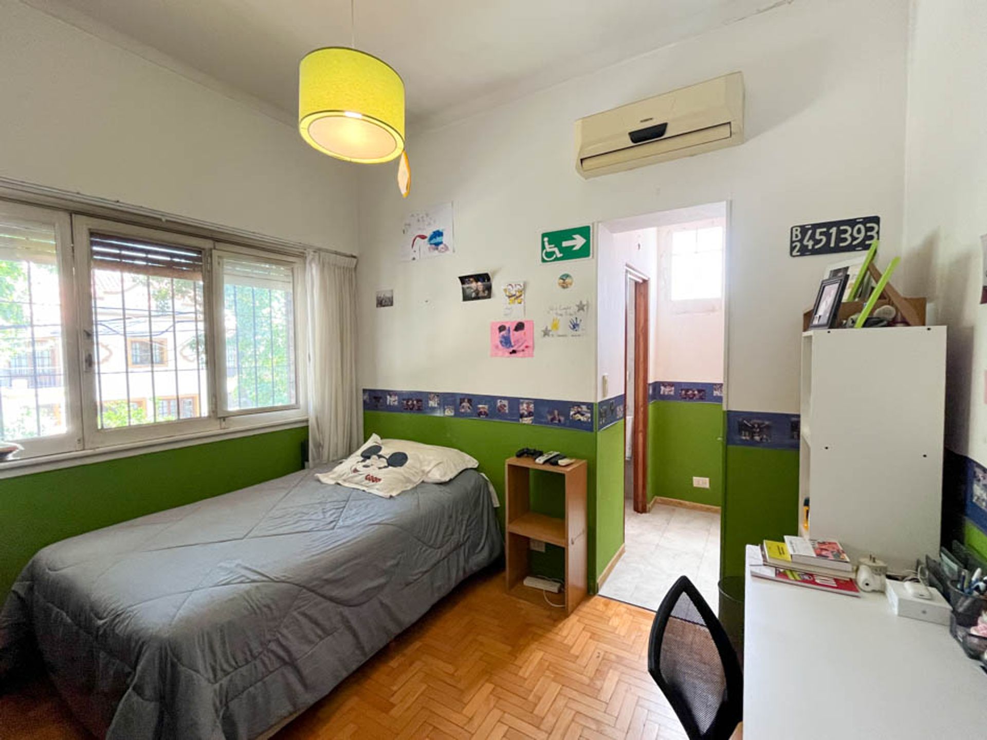 Venta casa 6 ambientes Martinez pileta reciclada