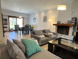 Venta casa 6 ambientes Martinez pileta apt credito