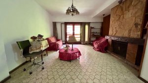 Casa en venta con local comercial en San Fernando