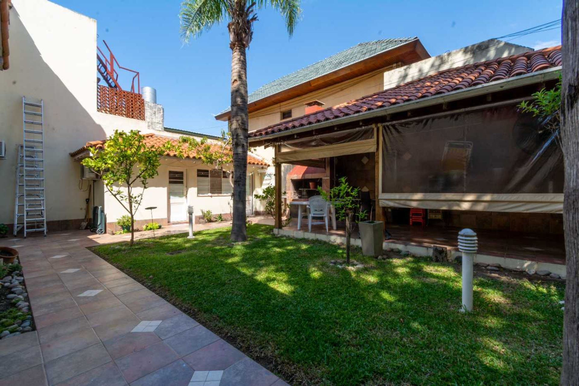 Venta Casa Florida 5 amb jardín cochera como nueva