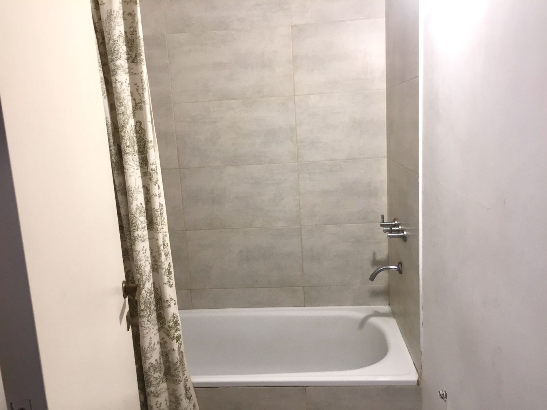Venta Departamento 3 Ambientes Olivos Balcon Patio