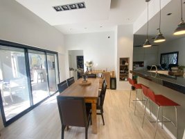 Venta Casa 4 Ambientes San Isidro Pileta Cochera