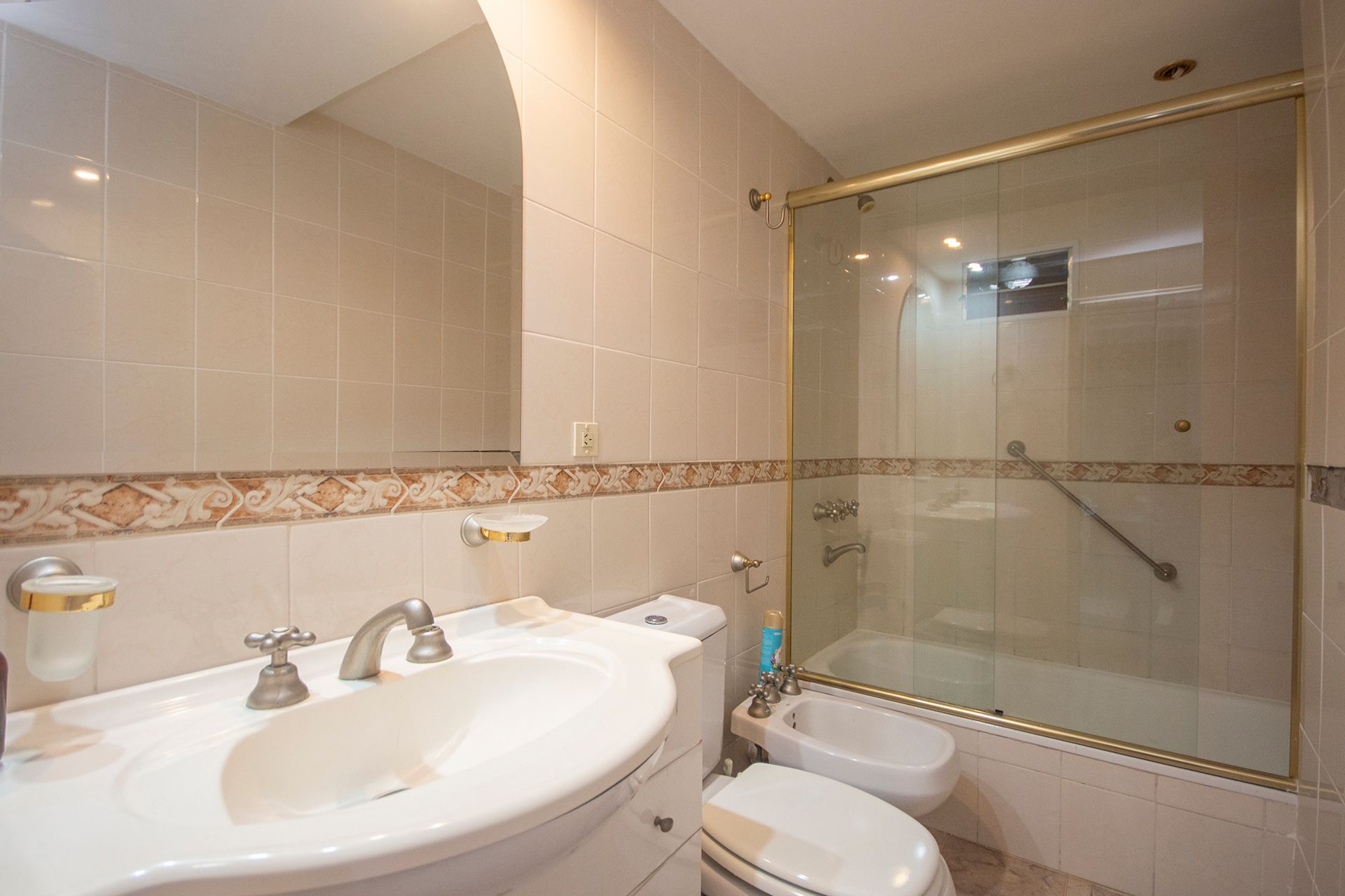 Venta Ph 4 Amb. Con Terraza Y Cochera. San Isidro