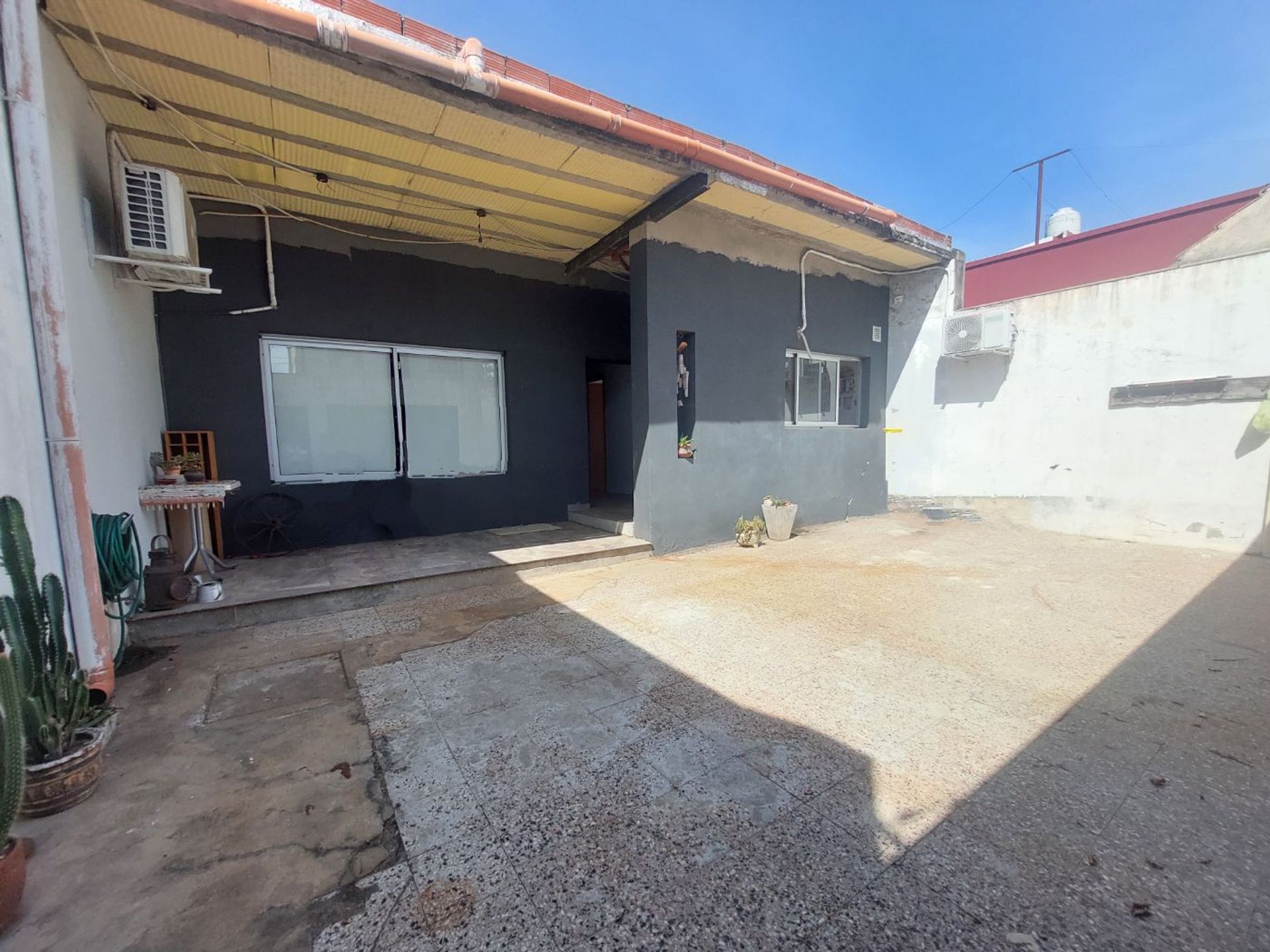 Venta casa 3 ambientes cochera jardín Olivos