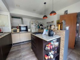 Venta casa 3 ambientes cochera jardín Olivos