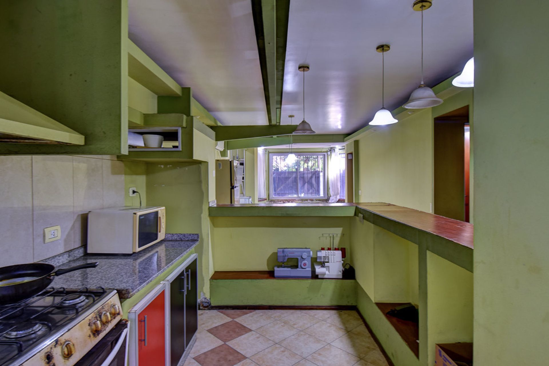 Venta casa 6 ambientes Don Torcuato parque pileta