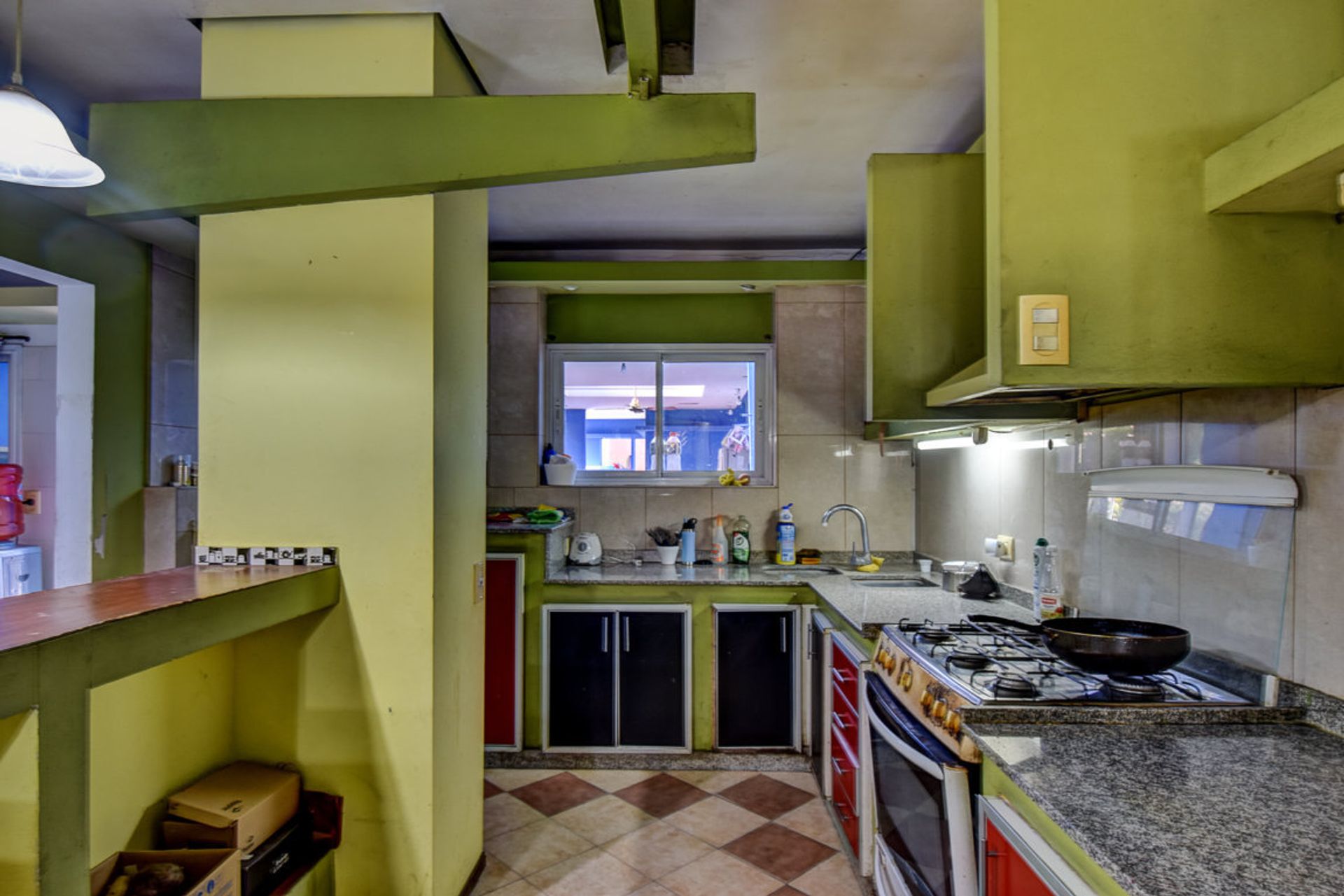 Venta casa 6 ambientes Don Torcuato parque pileta
