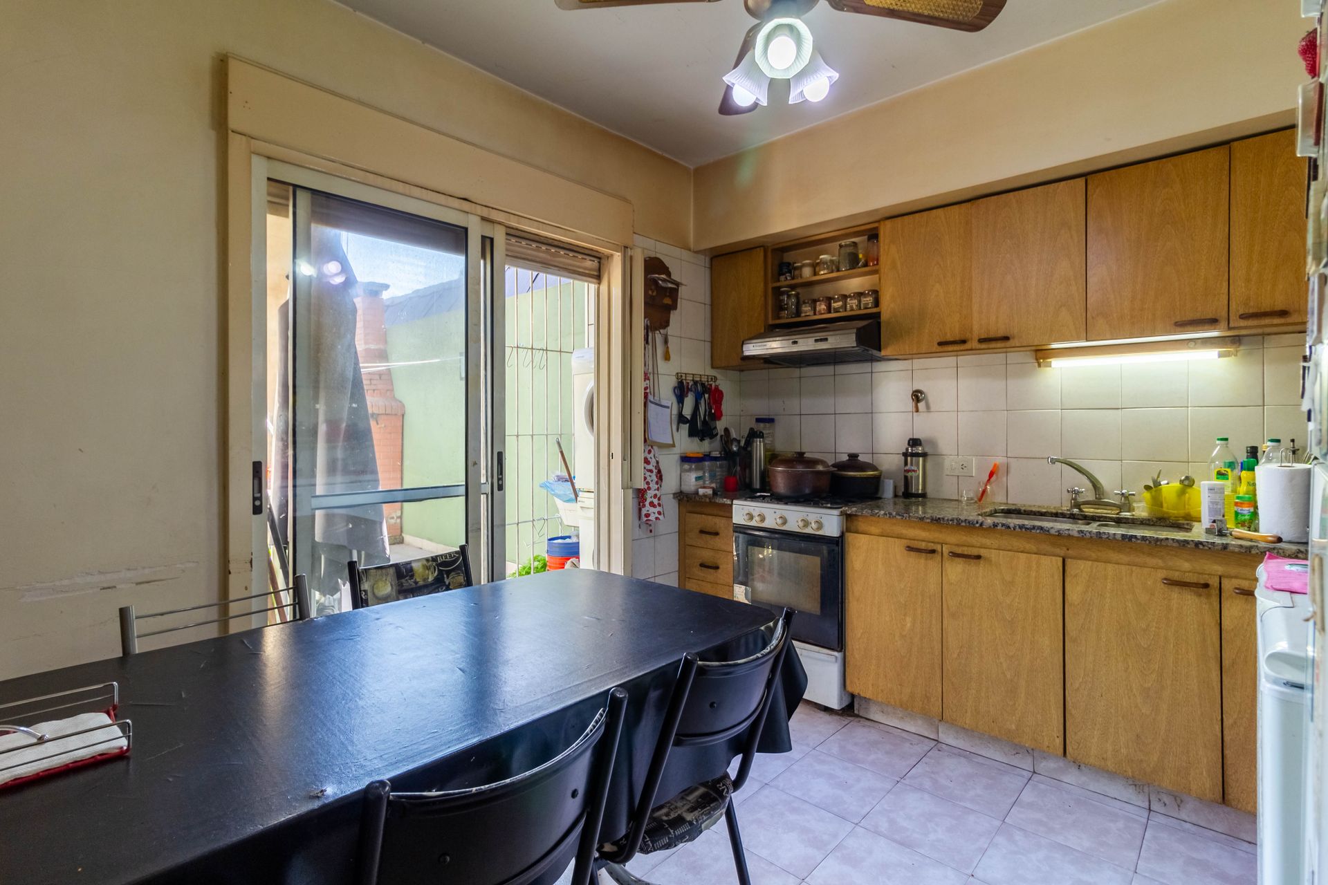 VENTA PH 4 ambientes c/patio 122m2 totales Munro
