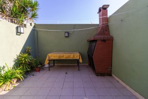 Sale: 4-room apartment with patio, 122 sq. m. total, Munro