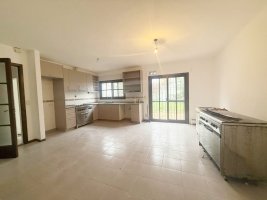 Venta casa Victoria 5 dorm jardín cochera doble
