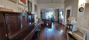 Venta Casa 5 ambientes Acassuso Pileta Jardín