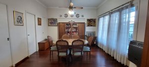 Venta Casa 5 ambientes Acassuso Pileta Jardín