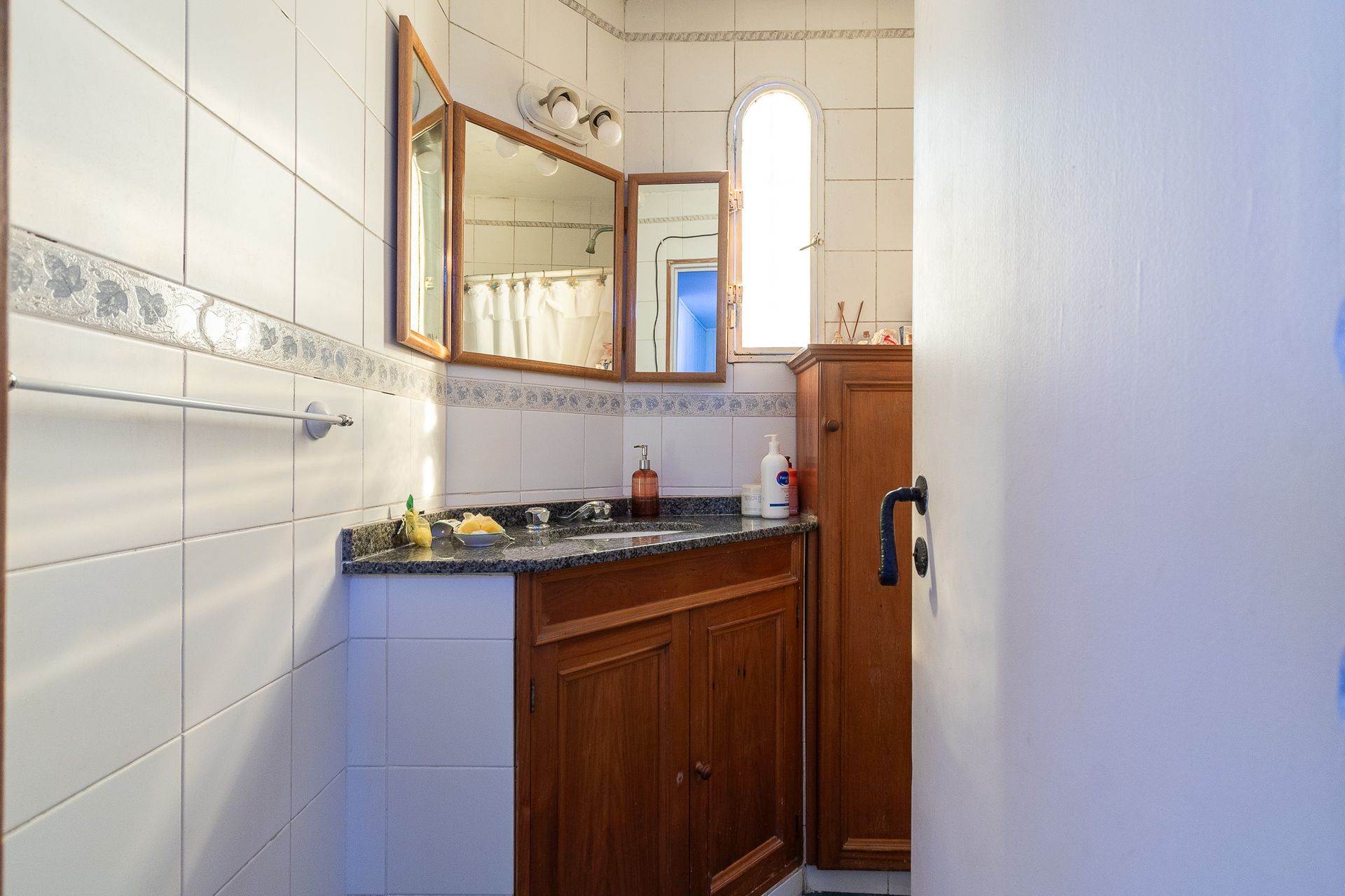 Venta PH tipo casa en Olivos 5 ambientes con patio