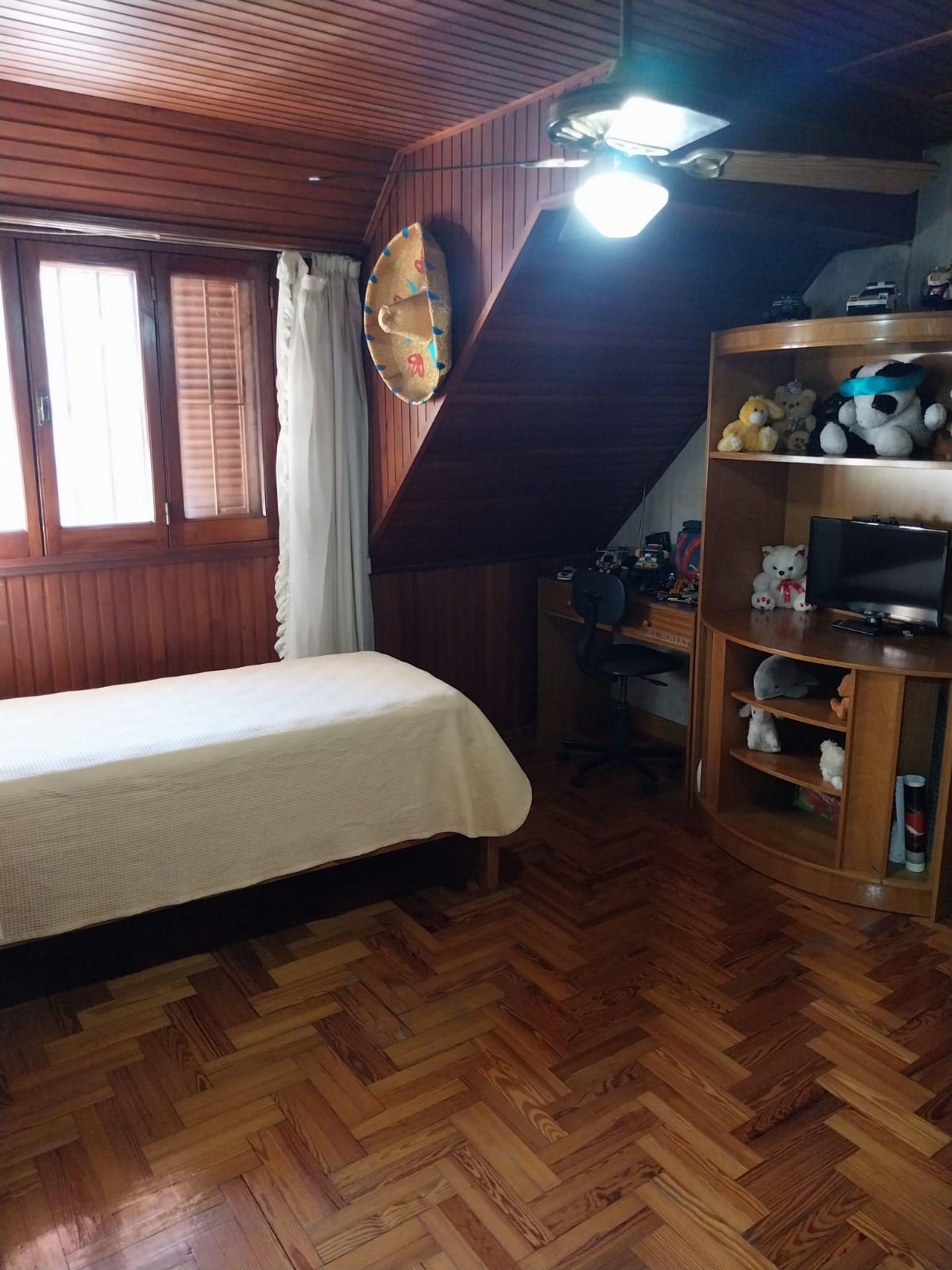 Venta casa 4 ambientes Munro parrila Apto Credito