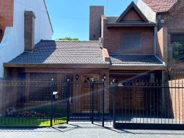 Venta Chalet 4 amb en Martinez - Apto Credito