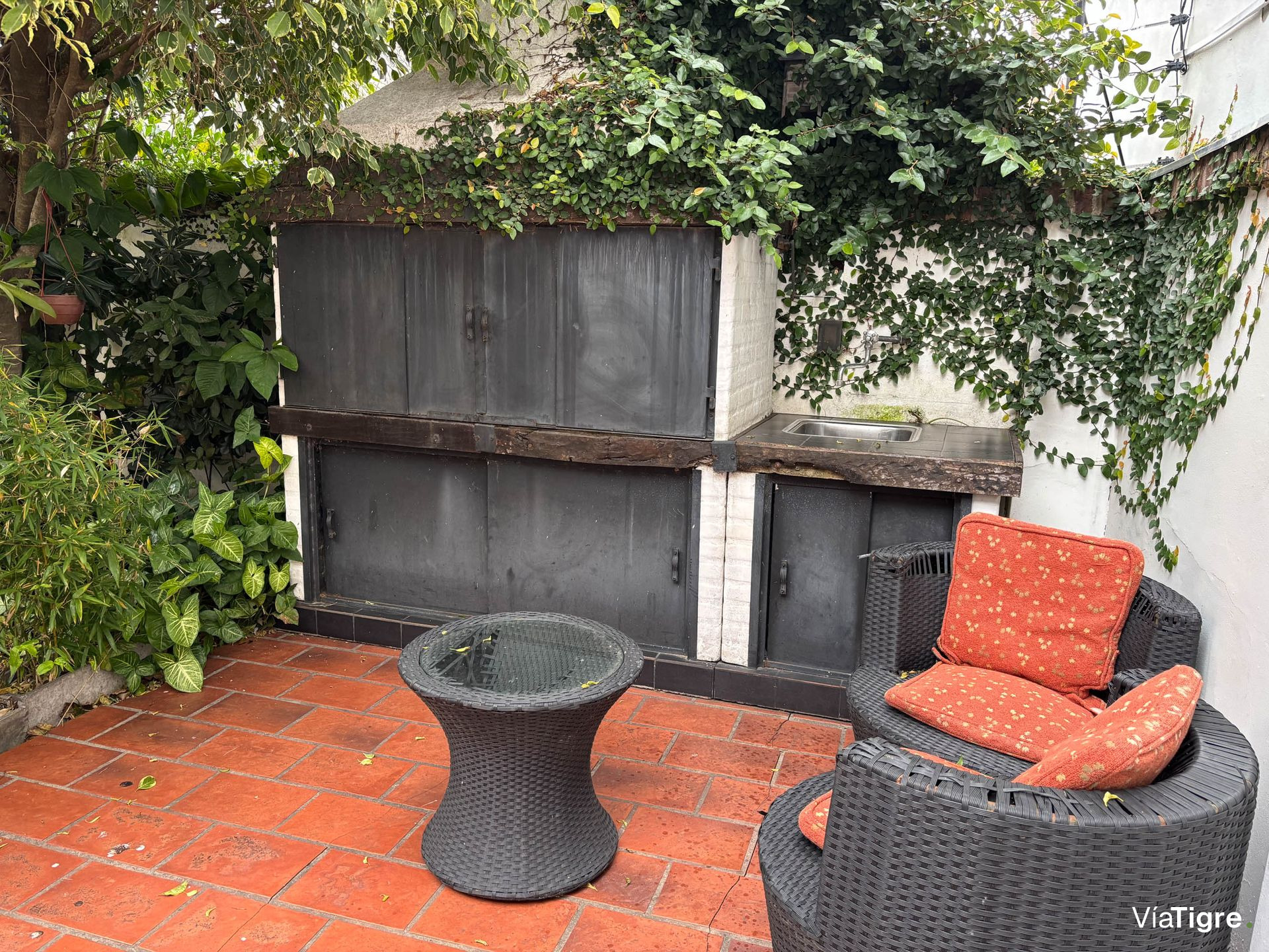 Venta Casa 5 Ambientes Olivos Jardín Cochera