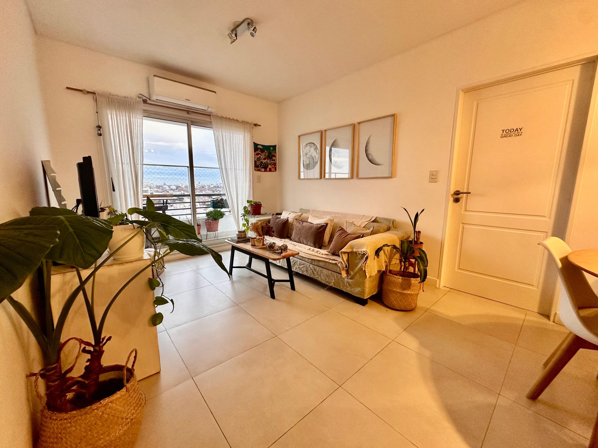 Venta Depto-2 Ambientes en Olivos-Excelente estado