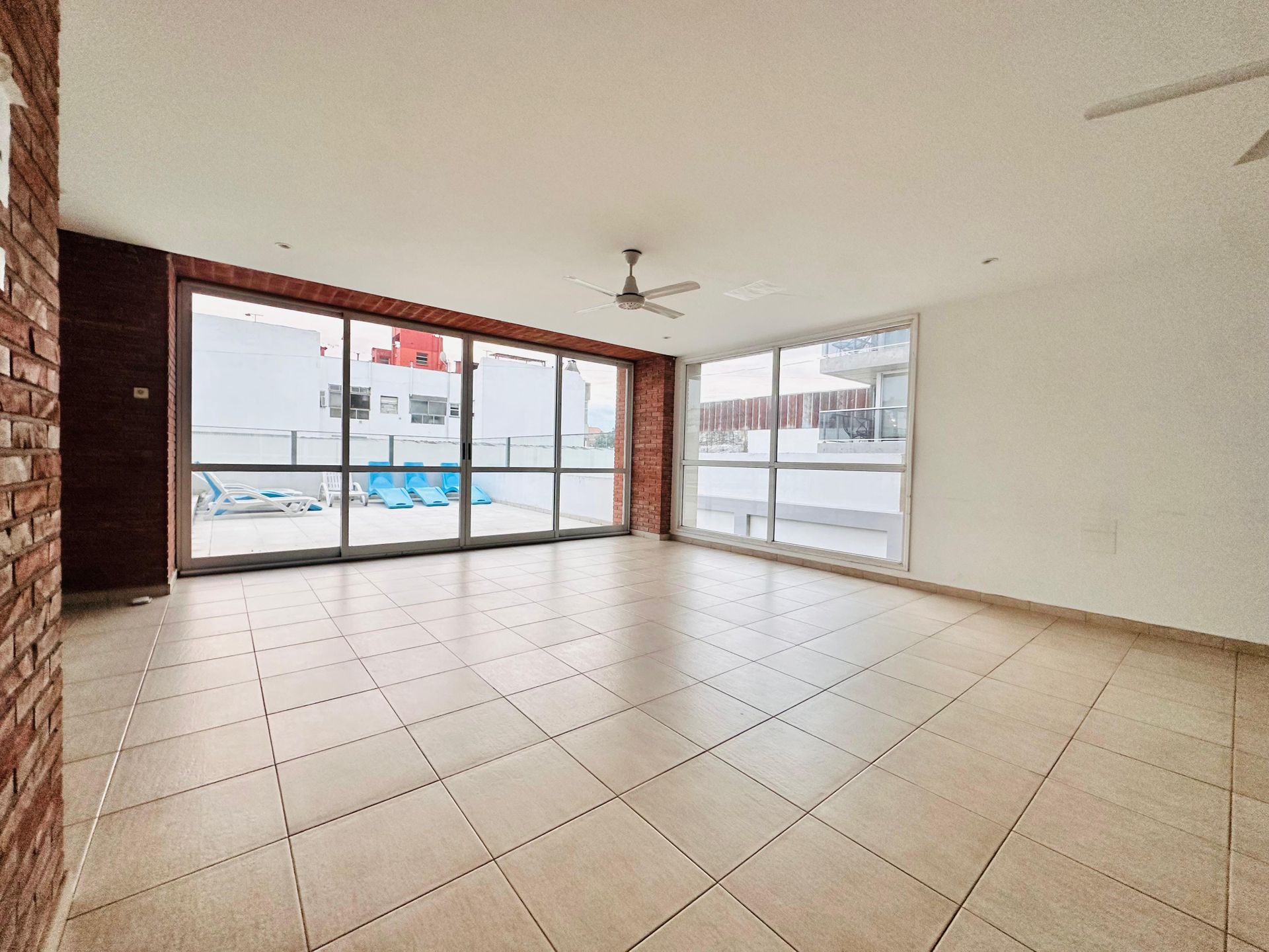 Venta Depto-2 Ambientes en Olivos-Excelente estado