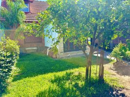 4-Room House for Sale with Garden Facing Martinez