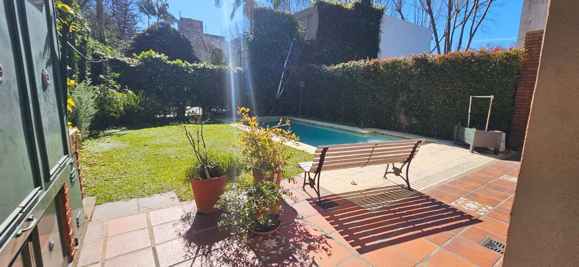 VENTA CASA c/pileta orientada al NORTE - VTE LOPEZ