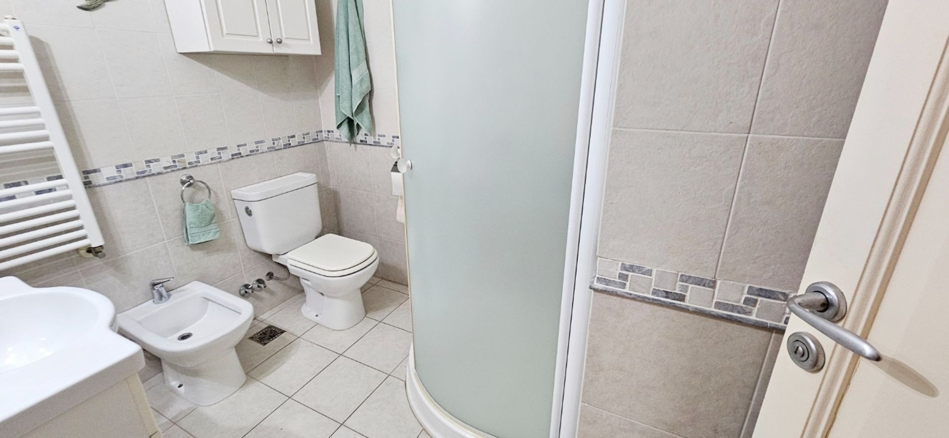 VENTA CASA c/pileta orientada al NORTE - VTE LOPEZ