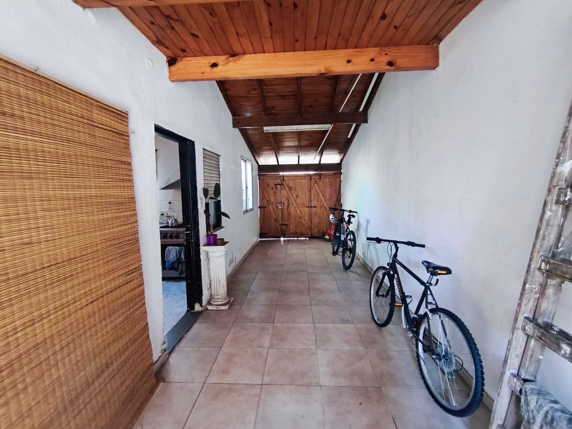 Venta casa 5 ambientes cochera Olivos Apto crédito