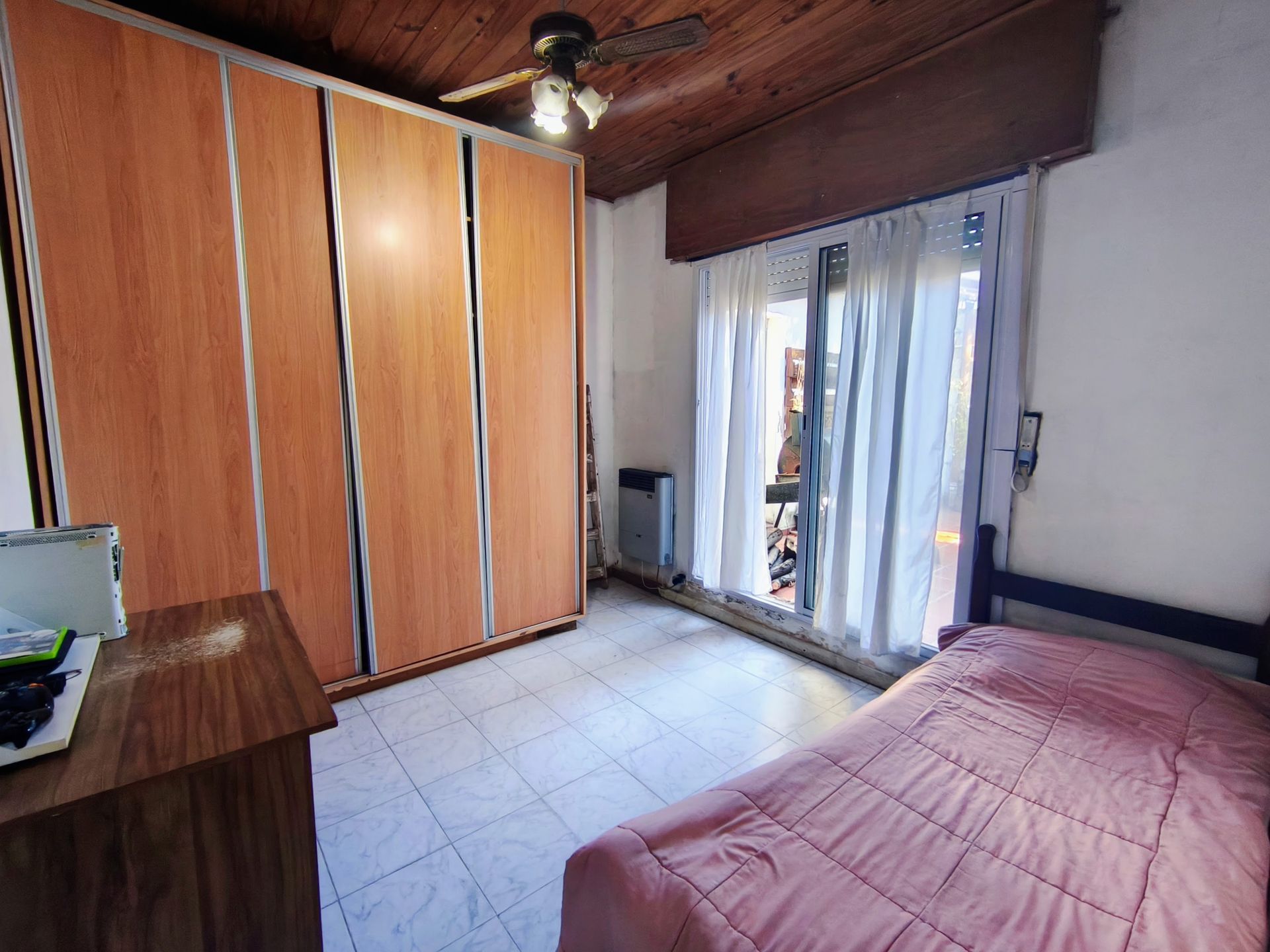 Venta casa 5 ambientes cochera Olivos Apto crédito