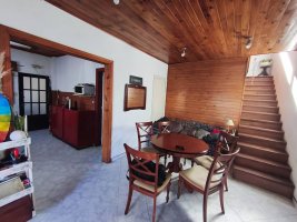 Venta casa 5 ambientes cochera Olivos Apto crédito