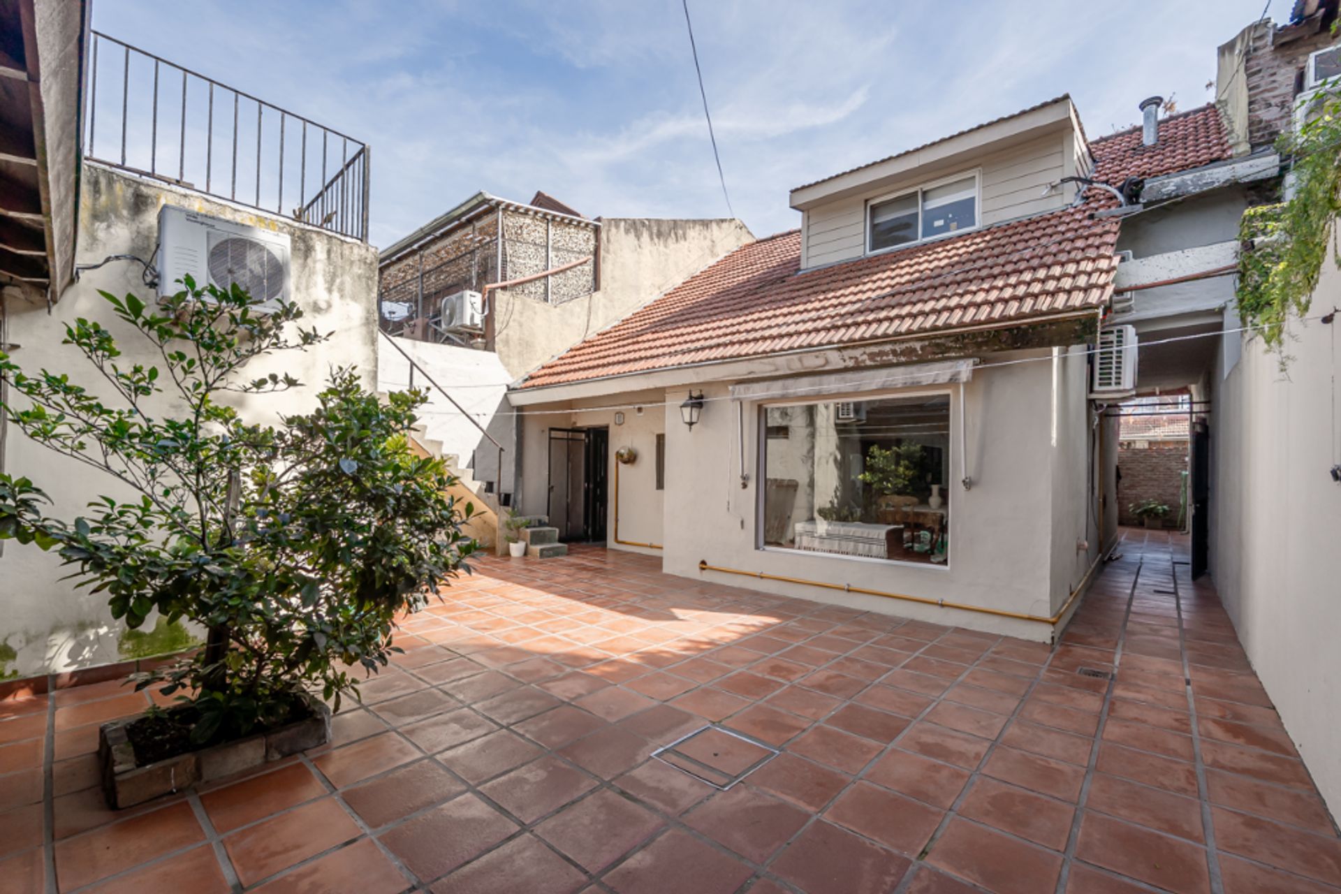 Venta, casa en las Lomas de San Isidro.