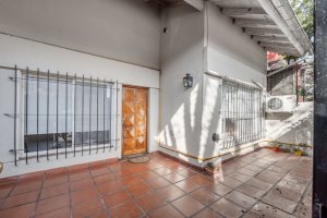 House for sale – 4 rooms – Lomas de San Isidro.