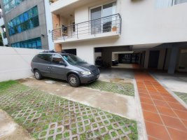 Venta Departamento San Isidro 3 ambientes, cochera