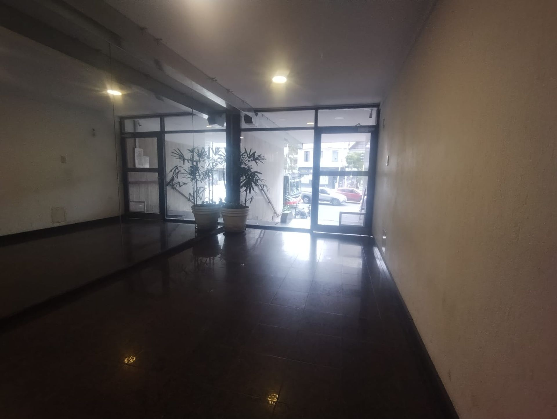 Venta Impecable 2 Ambientes En Puerto De Olivos.