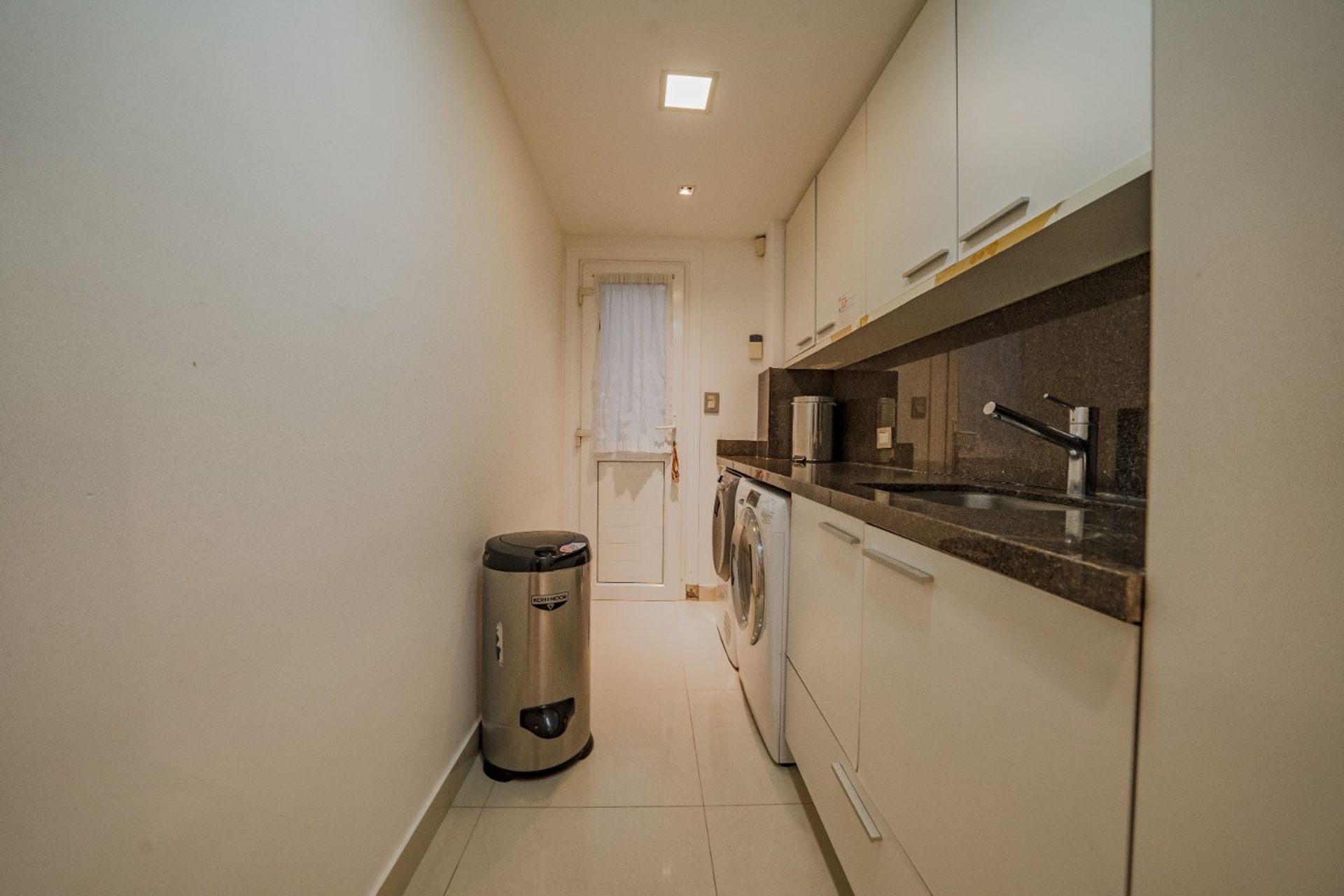 Alquiler Casa Con Muebles Barrio Los Castores Ii