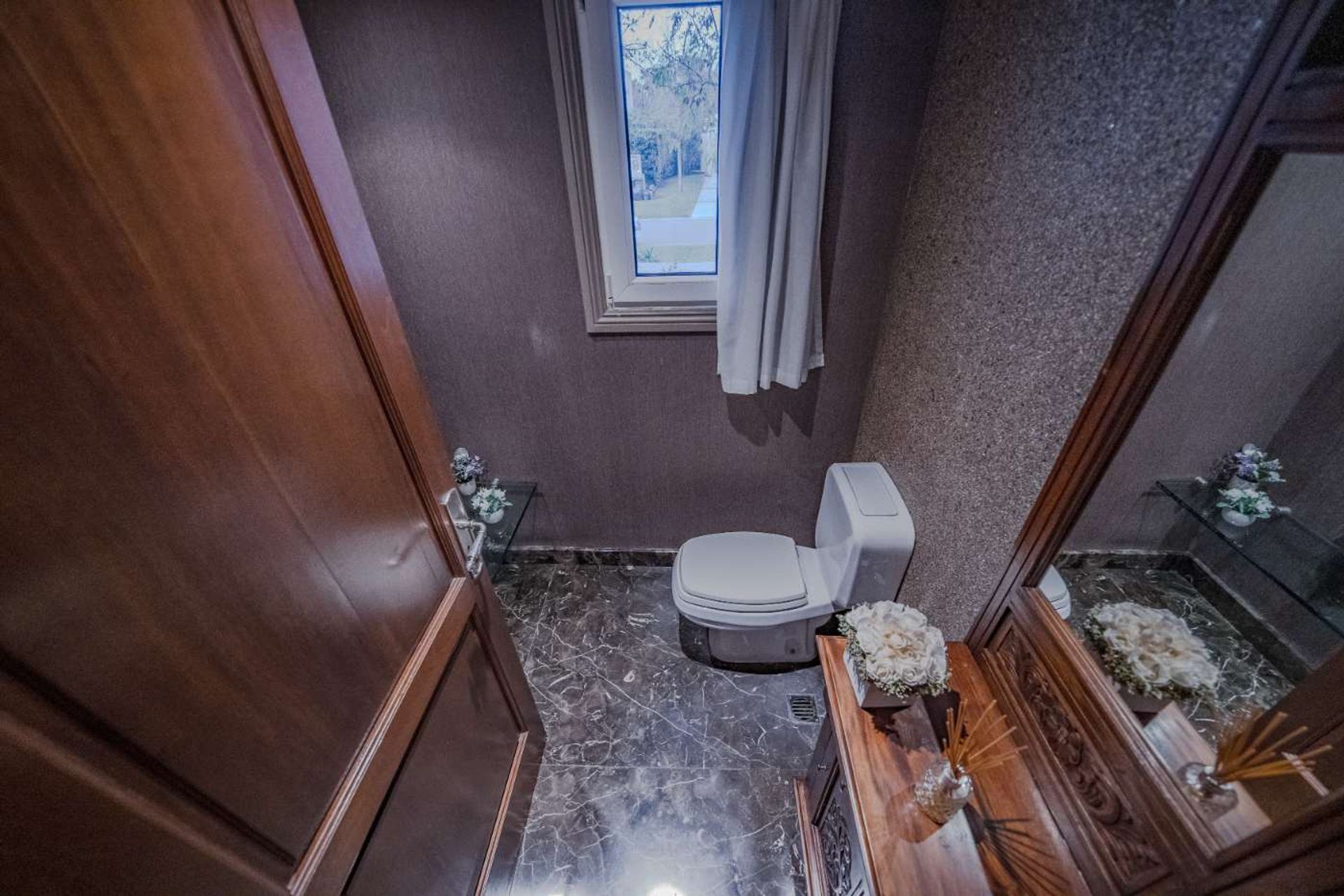 Alquiler Casa Con Muebles Barrio Los Castores Ii