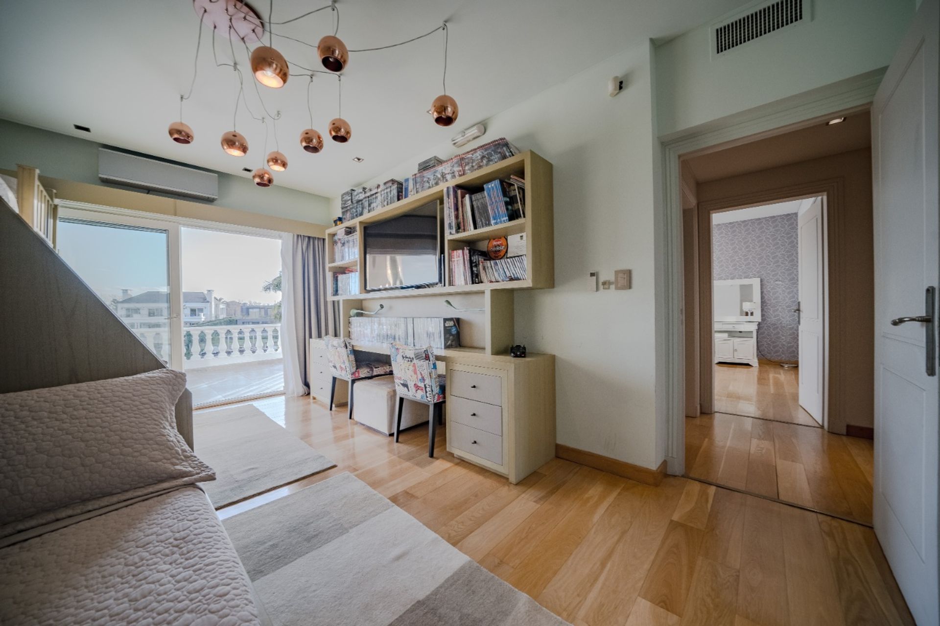 Alquiler Casa Con Muebles Barrio Los Castores Ii