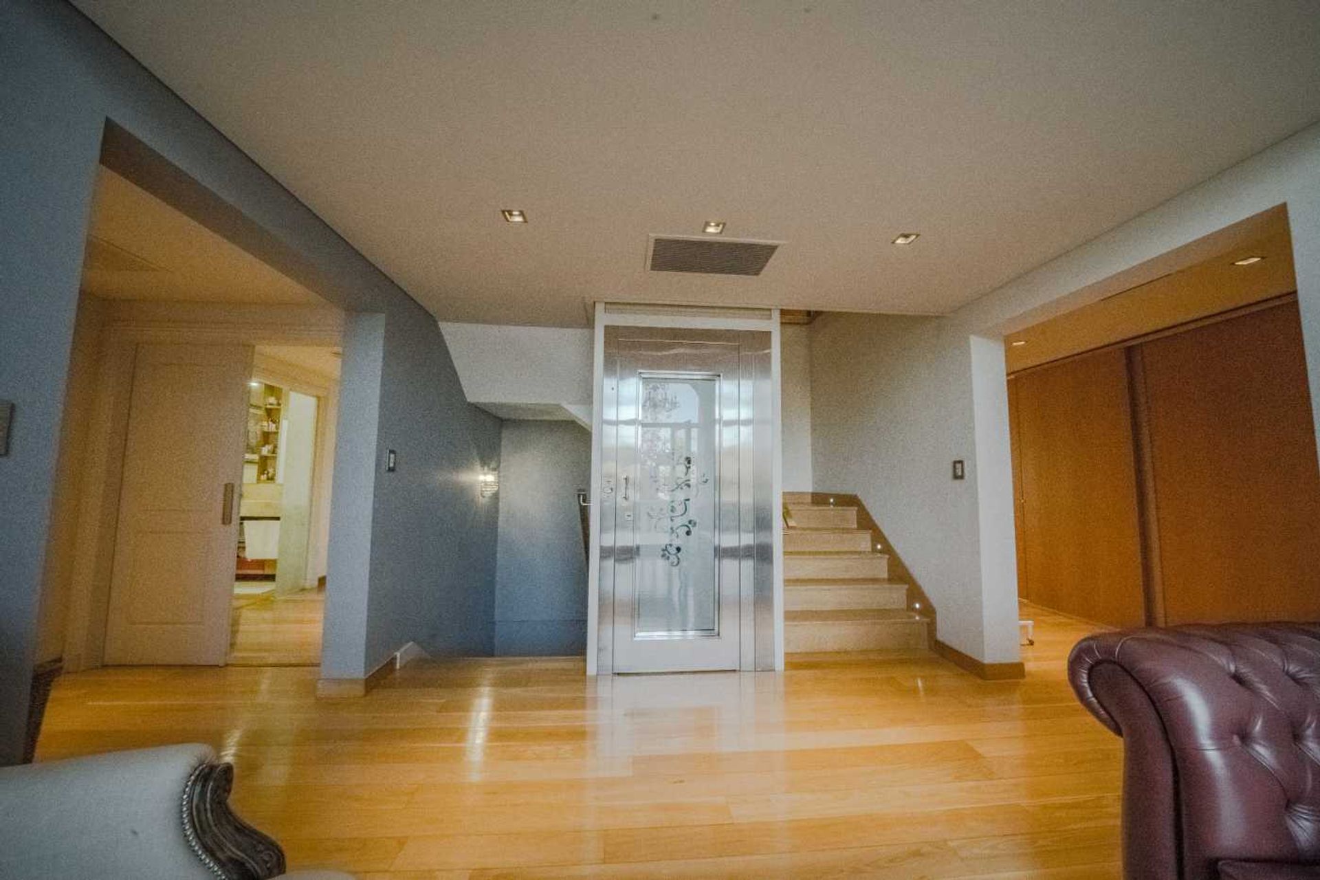 Alquiler Casa Con Muebles Barrio Los Castores Ii