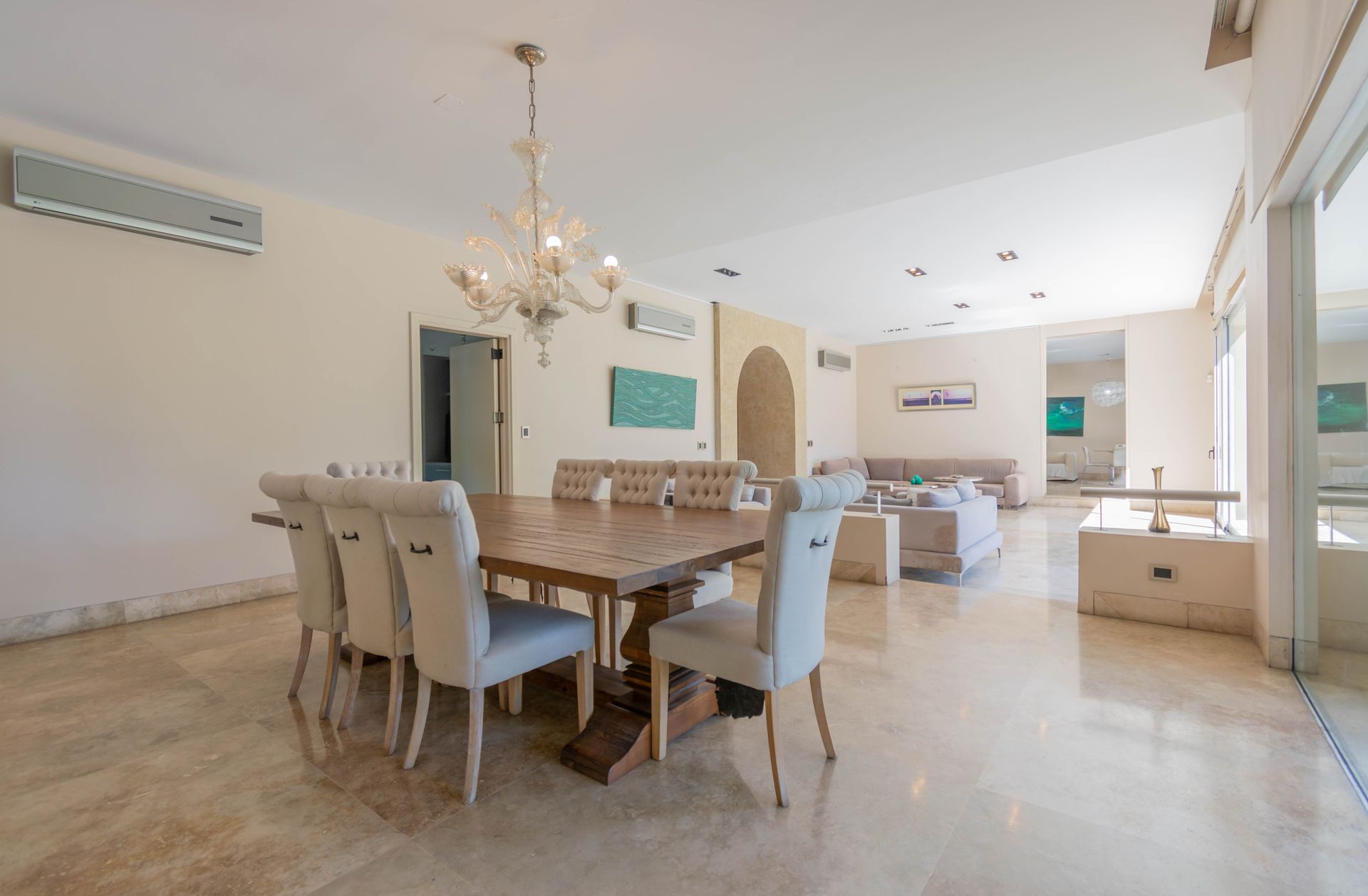 Venta casa San Isidro-7 amb.-Pileta-Jardin-633 M2