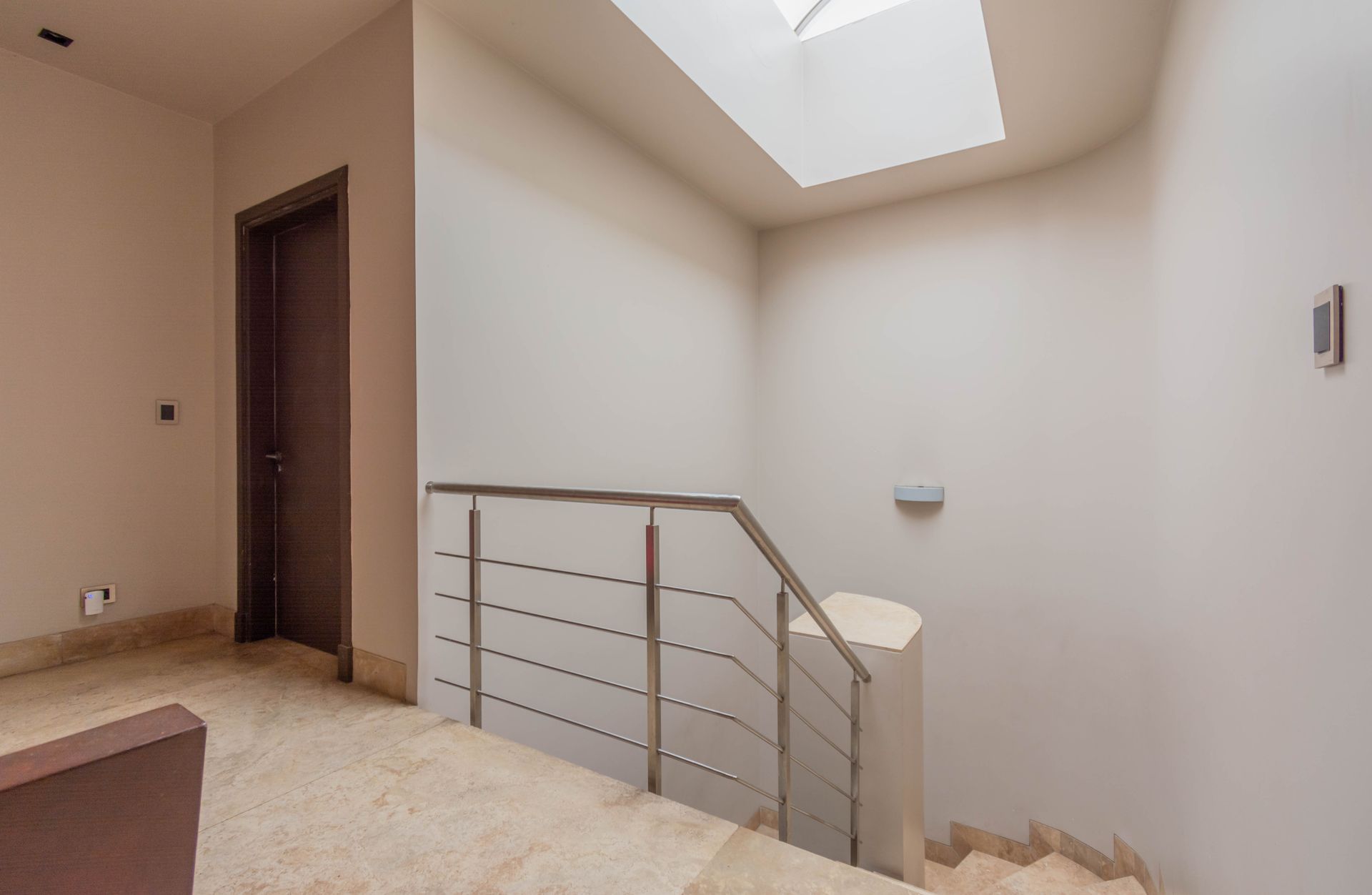 Venta casa San Isidro-7 amb.-Pileta-Jardin-633 M2