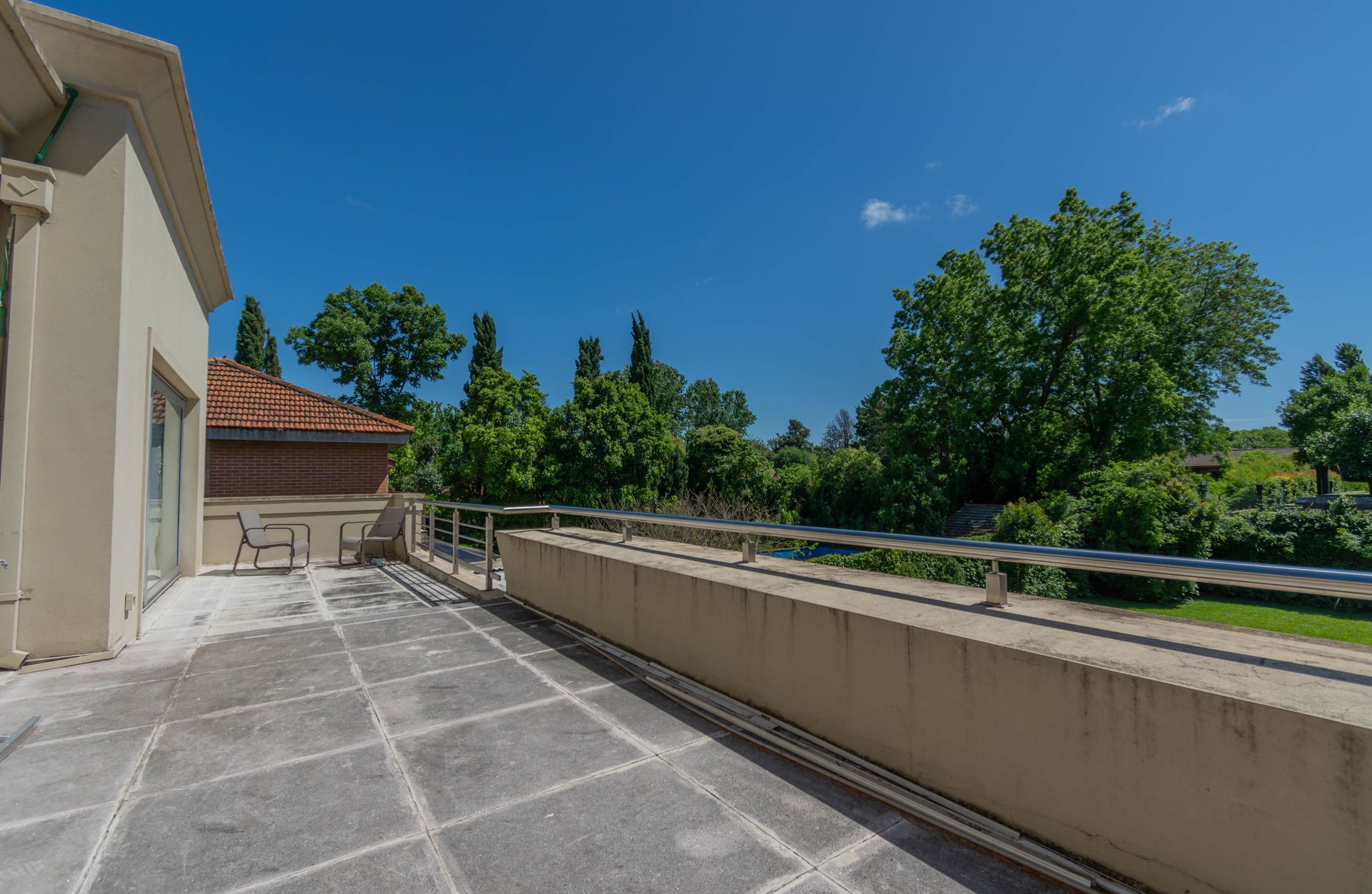 Venta casa San Isidro-7 amb.-Pileta-Jardin-633 M2