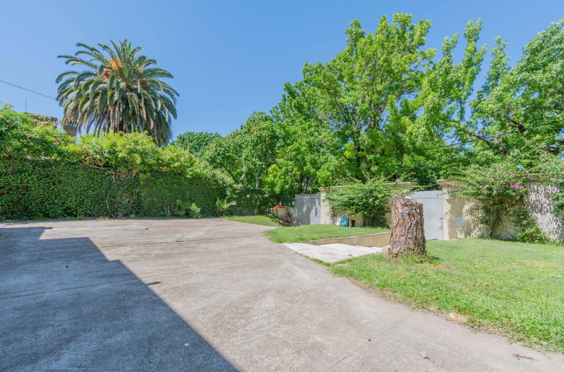 Venta casa San Isidro-7 amb.-Pileta-Jardin-633 M2