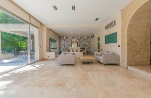 Venta casa San Isidro-7 amb.-Pileta-Jardin